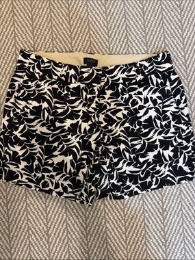 J. Crew Black & White Leaf-Print Women's Shorts